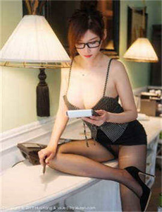 色戒完整未删版在线看-校花雪白大腿屈辱呻吟